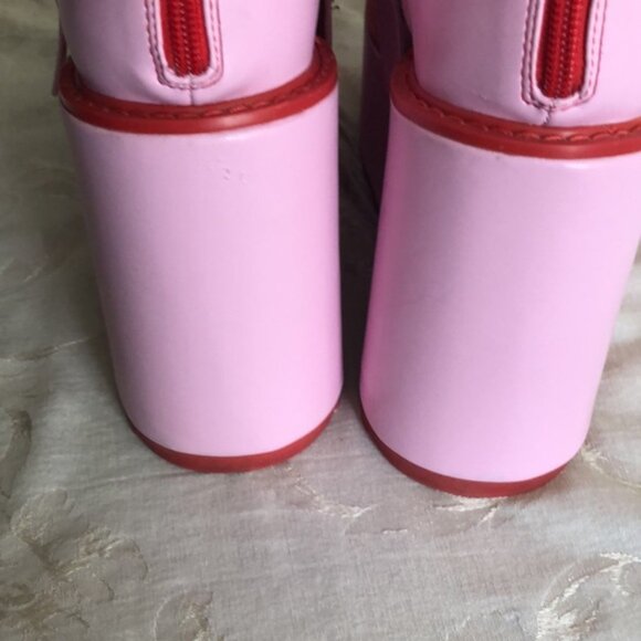 YRU Dune Strawberry Platform Boots - Picture 5 of 9